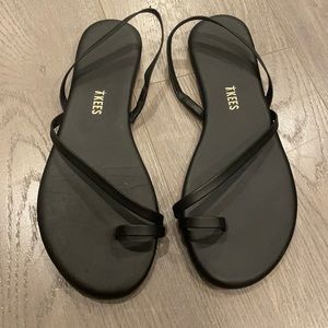 Worn once: Tkees LC sandals in black